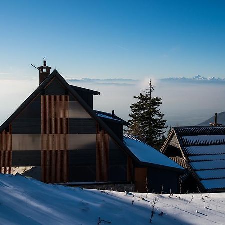 Apartments Zvoh, Krvavec, Ski-In, Ski-Out Cerklje na Gorenjskem Luaran gambar