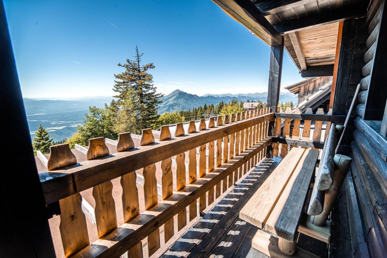 Apartments Zvoh, Krvavec, Ski-In, Ski-Out Cerklje na Gorenjskem Luaran gambar
