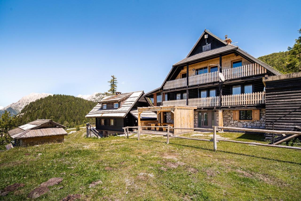 Apartments Zvoh, Krvavec, Ski-In, Ski-Out Cerklje na Gorenjskem Luaran gambar