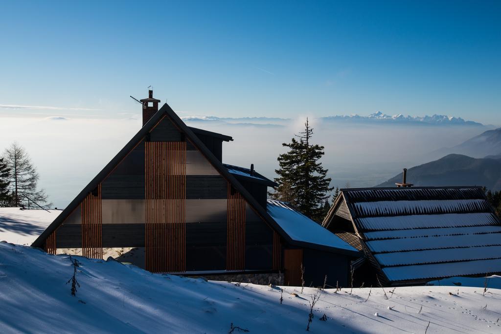 Apartments Zvoh, Krvavec, Ski-In, Ski-Out Cerklje na Gorenjskem Luaran gambar