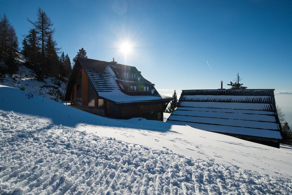 Apartments Zvoh, Krvavec, Ski-In, Ski-Out Cerklje na Gorenjskem Luaran gambar